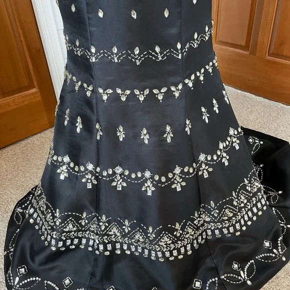 Rachel Allen 2-pc Black Stunning Prom Dress size 6 - Picture 6 of 9